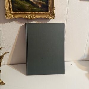 Book:the complete book of HERBS AND SPICES by SARAH GARLAND DarkGreen Hardcover